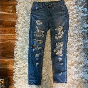 🦋HP🦋ripped american eagle mom/ boyfriend style jeans